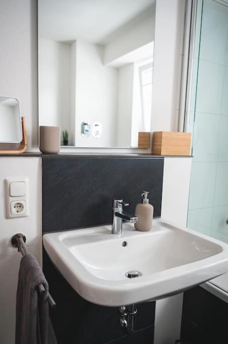 Traumwohnung Im Koelner Sueden Hürth Kültér fotó